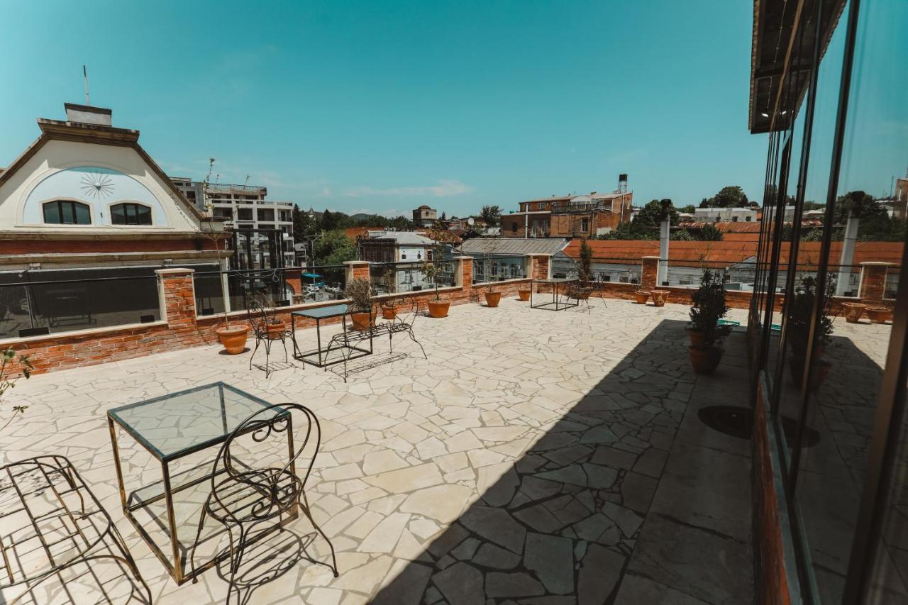 Hotel Verdzi Кутаиси Экстерьер фото