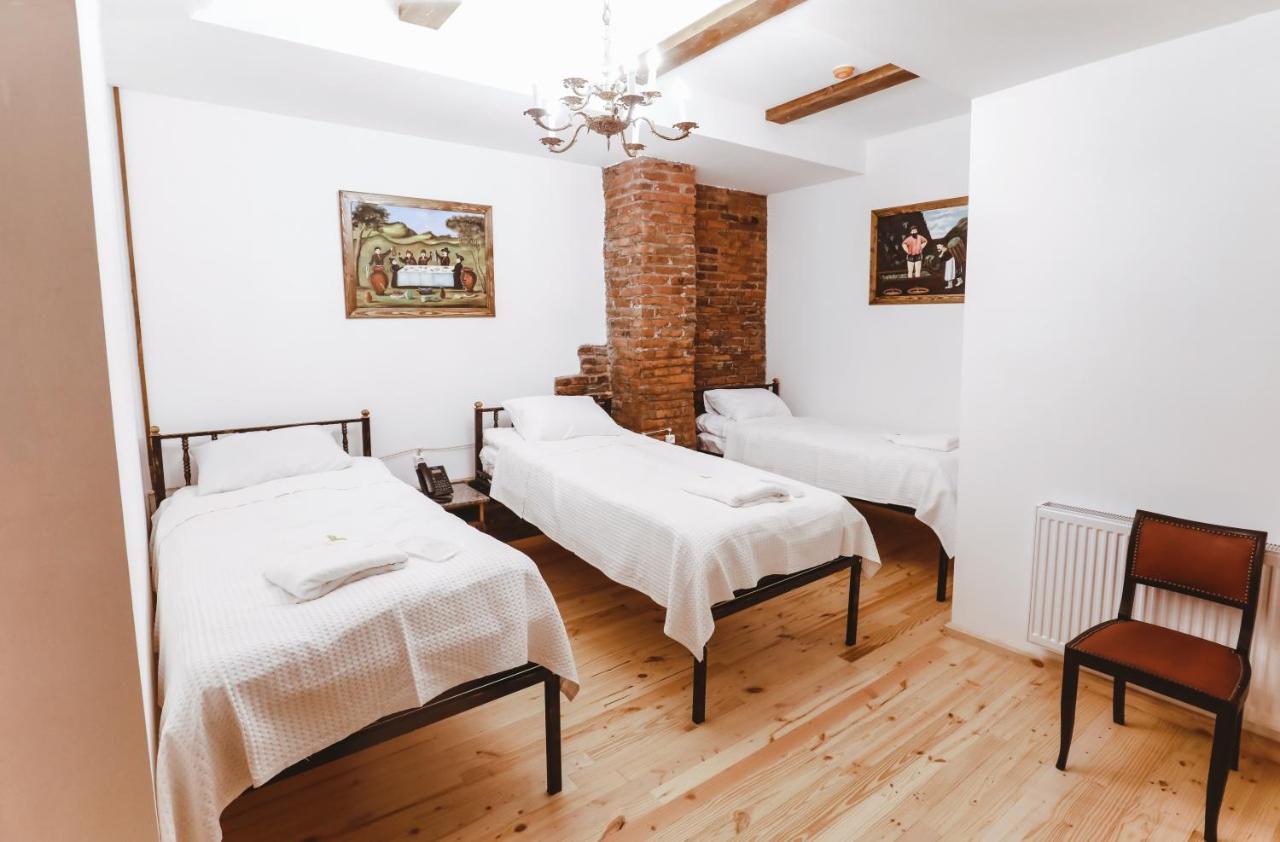 Hotel Verdzi Кутаиси Экстерьер фото