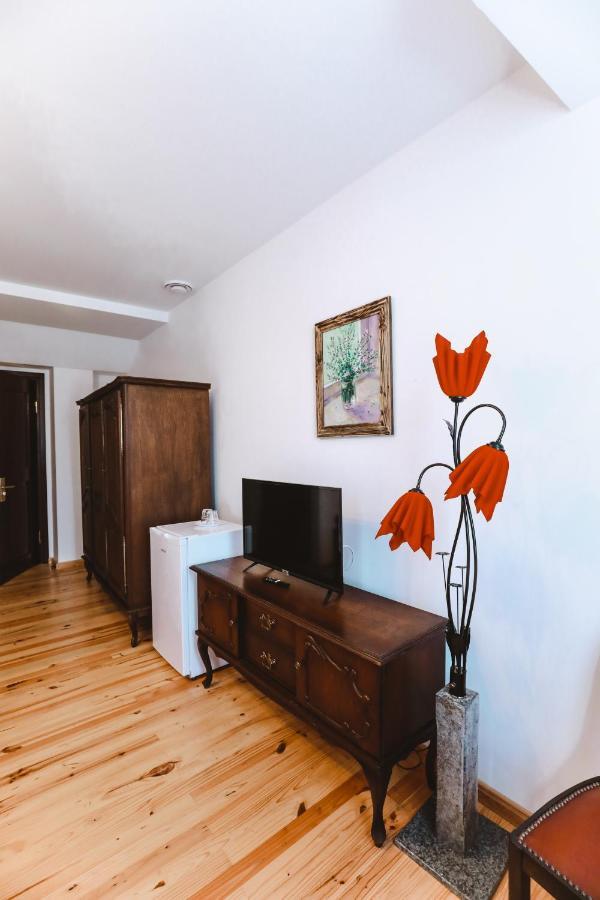 Hotel Verdzi Кутаиси Экстерьер фото